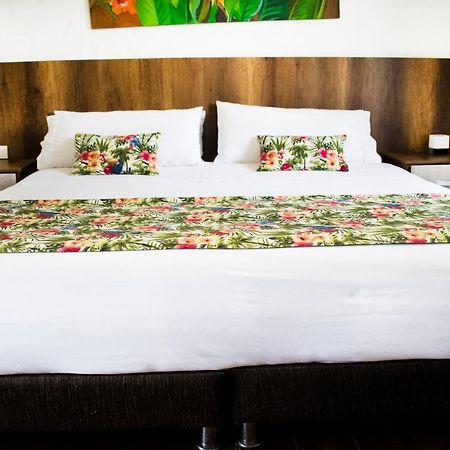 Hotel Hacienda Santa Clara Санта-Роса-де-Кабаль Екстер'єр фото