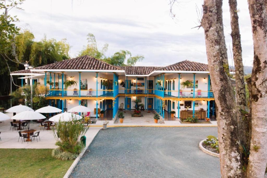 Hotel Hacienda Santa Clara Санта-Роса-де-Кабаль Екстер'єр фото